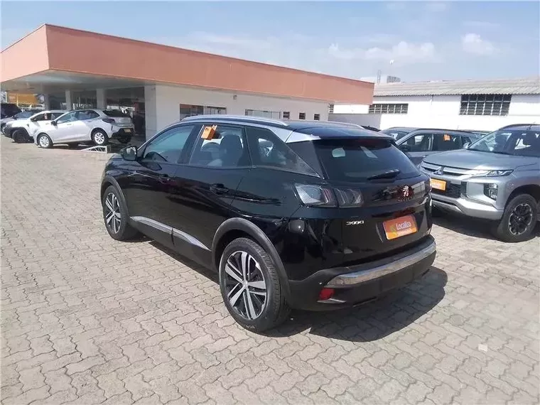 Peugeot 3008 Preto 11