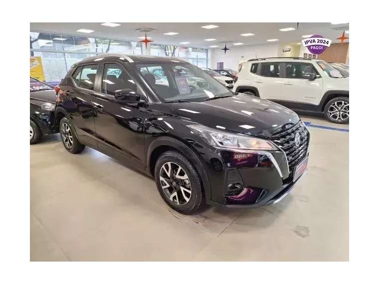 Nissan Kicks Preto 3