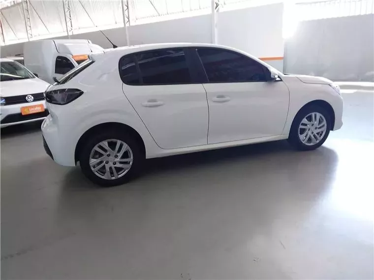 Peugeot 208 Branco 5