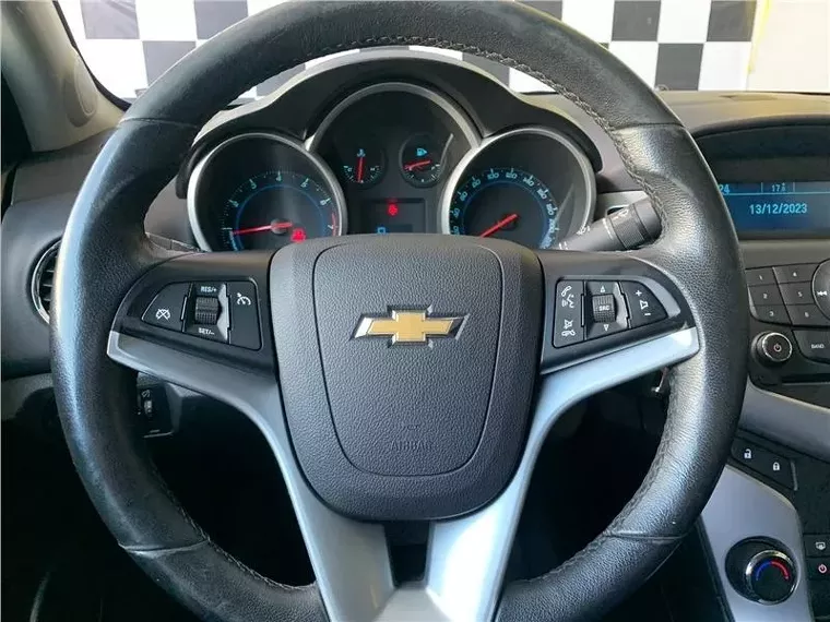 Chevrolet Cruze Preto 10