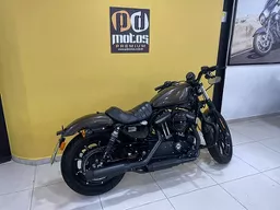 Harley-Davidson Sportster 883