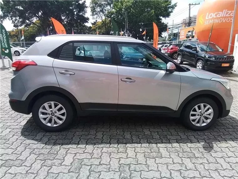 Hyundai Creta Prata 4