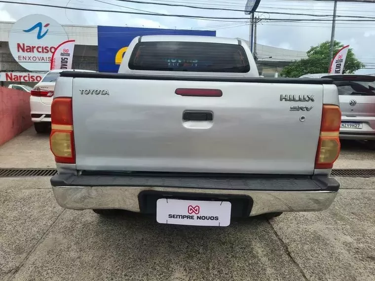 Toyota Hilux Prata 4