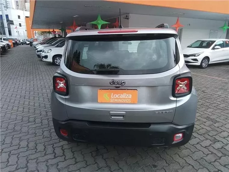 Jeep Renegade Prata 8