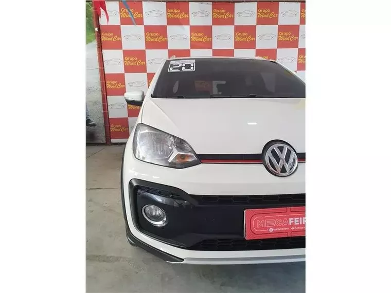 Volkswagen UP Branco 3