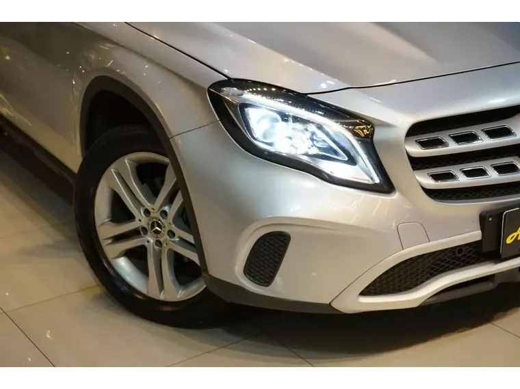 Mercedes-benz GLA 200 Prata 12