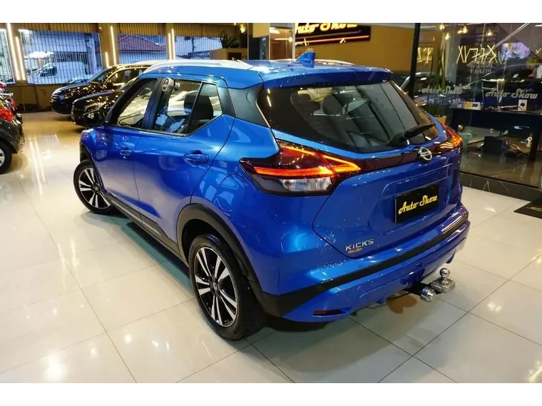 Nissan Kicks Azul 17