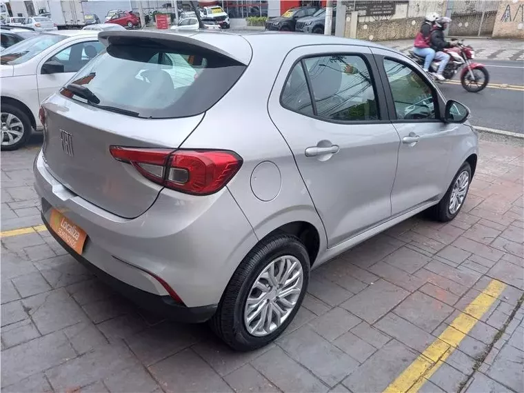 Fiat Argo Prata 2