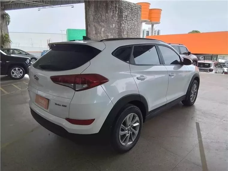 Hyundai Tucson Branco 8