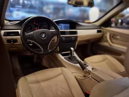 BMW 325i
