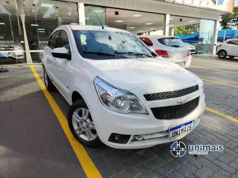 Chevrolet Agile Branco 9