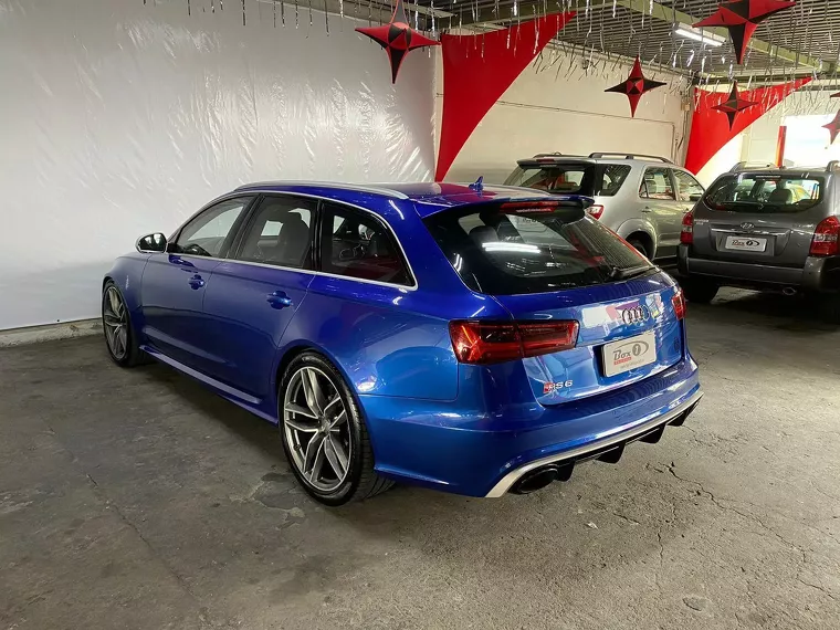 Audi RS6 Azul 17