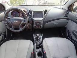 Hyundai HB20S