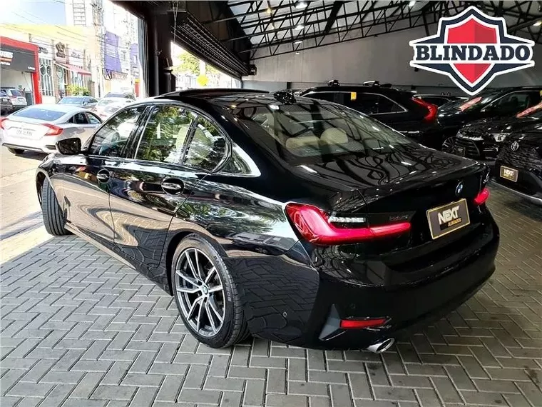 BMW 320i Preto 2