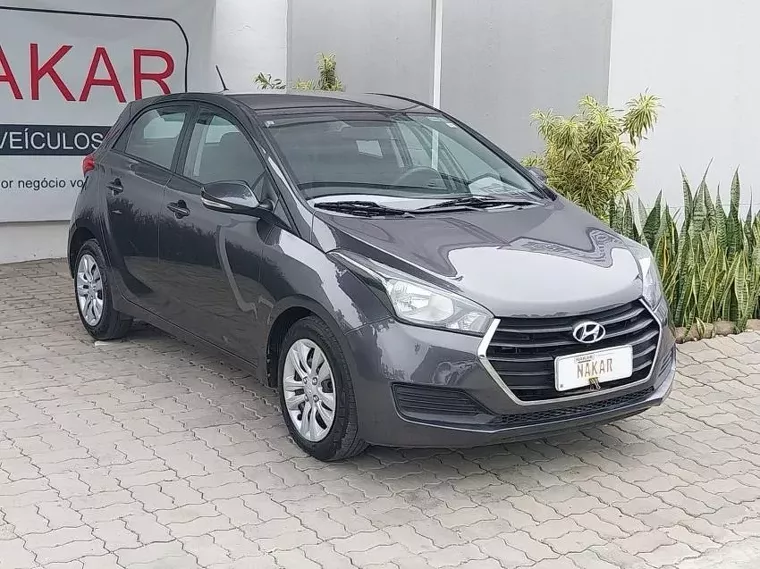 Hyundai HB20 Cinza 1