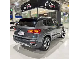 Volkswagen Taos