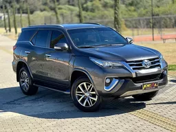 Toyota Hilux SW4