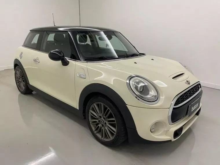 Mini Cooper Branco 18