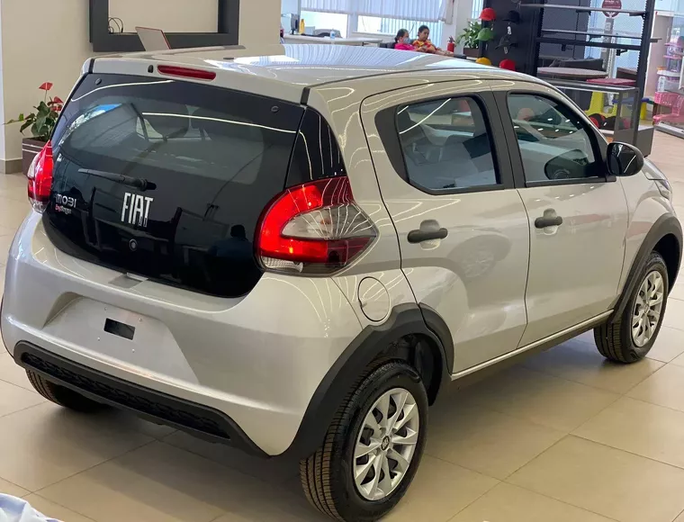 Fiat Mobi Branco 8