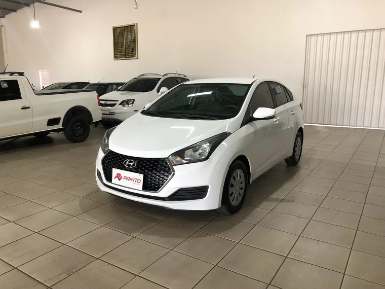 Hyundai HB20S Branco 9