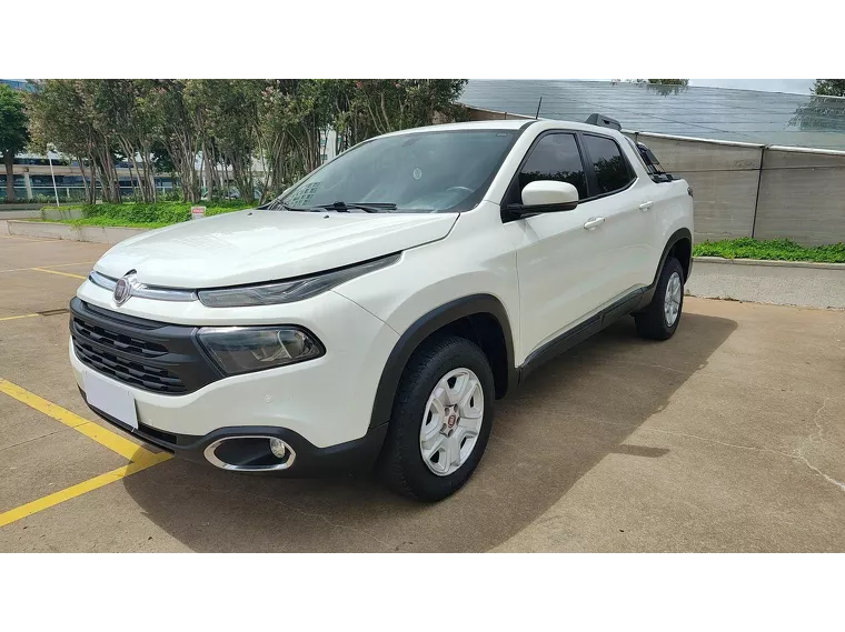 Fiat Toro Branco 6