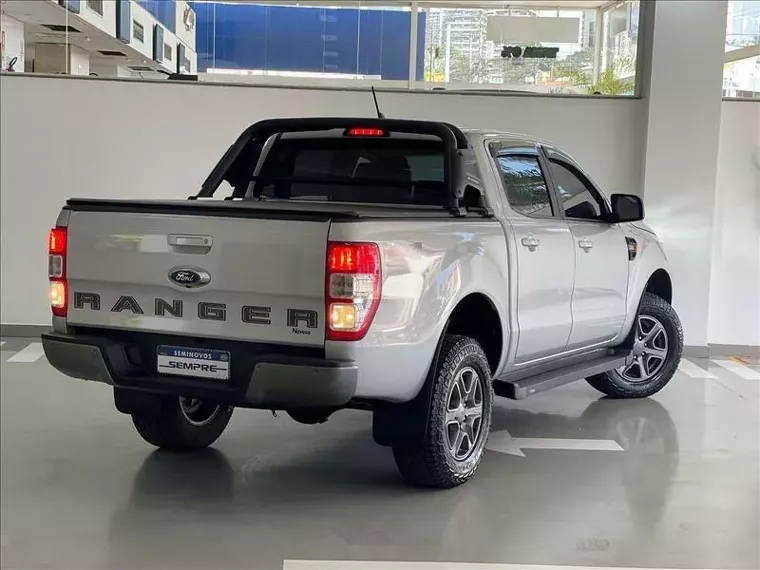 Ford Ranger Prata 12