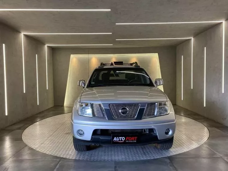 Nissan Frontier Prata 9