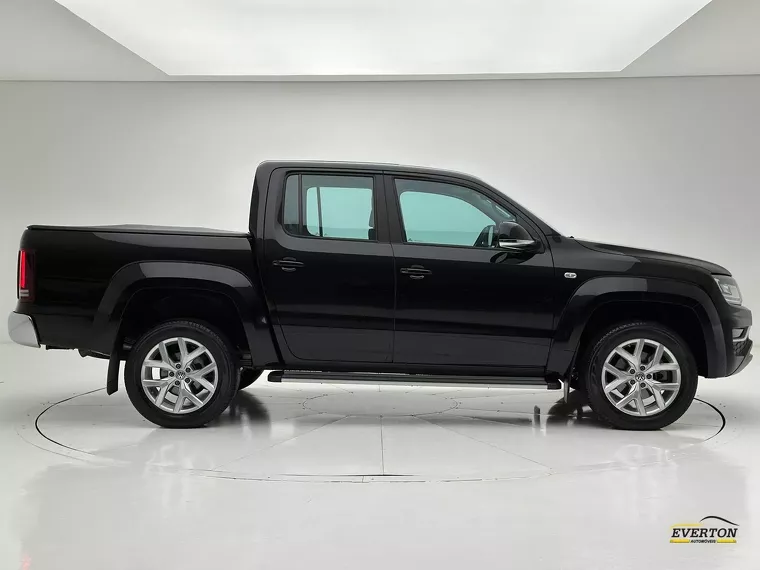 Volkswagen Amarok Preto 4