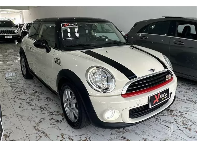 Mini ONE Branco 7