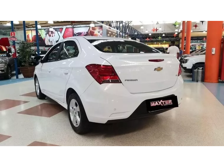 Chevrolet Prisma Branco 3