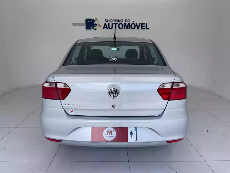 Volkswagen Voyage Prata 10