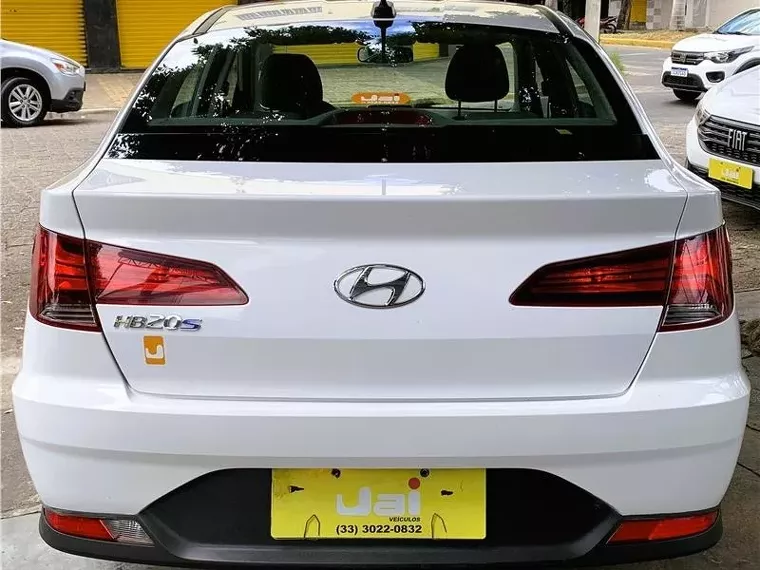 Hyundai HB20S Branco 6