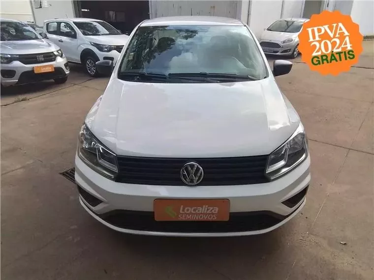 Volkswagen Voyage Branco 9