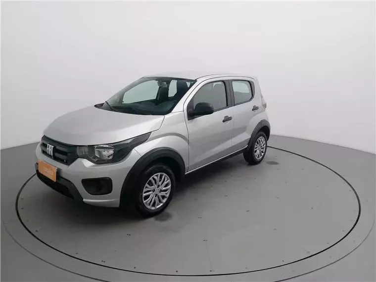 Fiat Mobi Prata 18