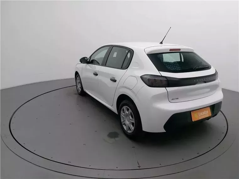 Peugeot 208 Branco 9