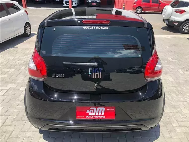 Fiat Mobi Preto 11