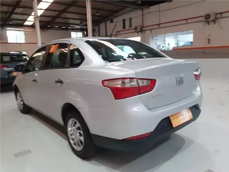 Fiat Grand Siena Prata 5