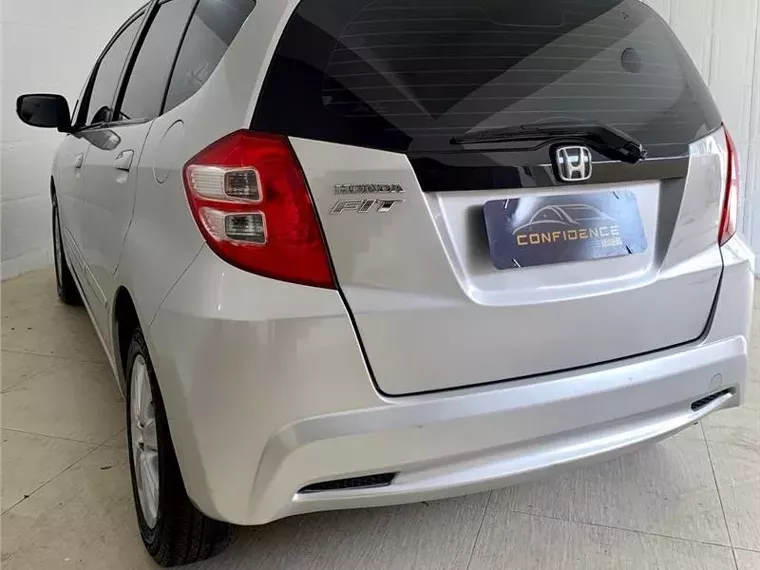 Honda FIT Prata 10