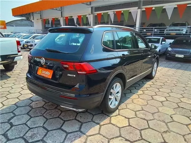 Volkswagen Tiguan Prata 3