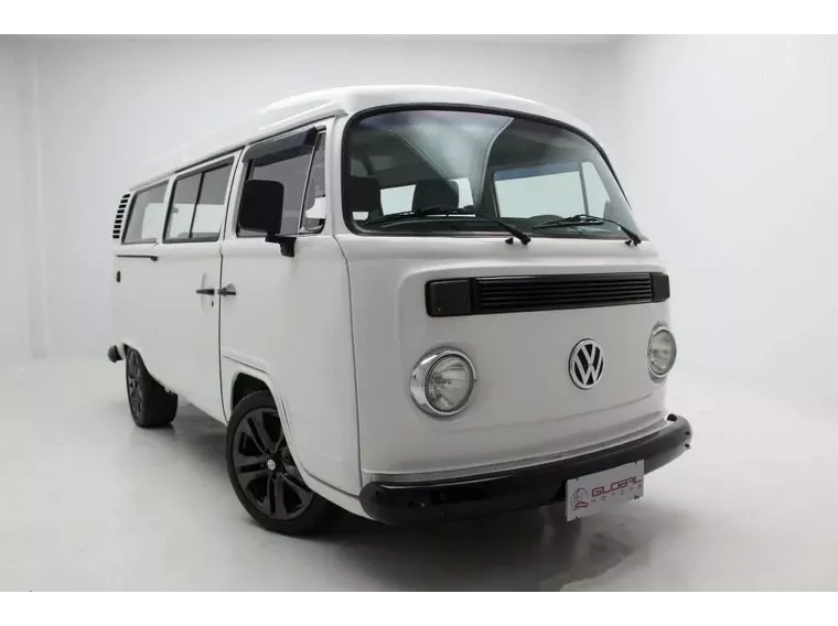 Volkswagen Kombi Branco 19