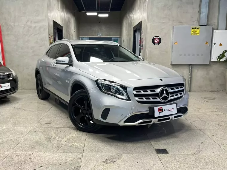 Mercedes-benz GLA 200 Prata 3