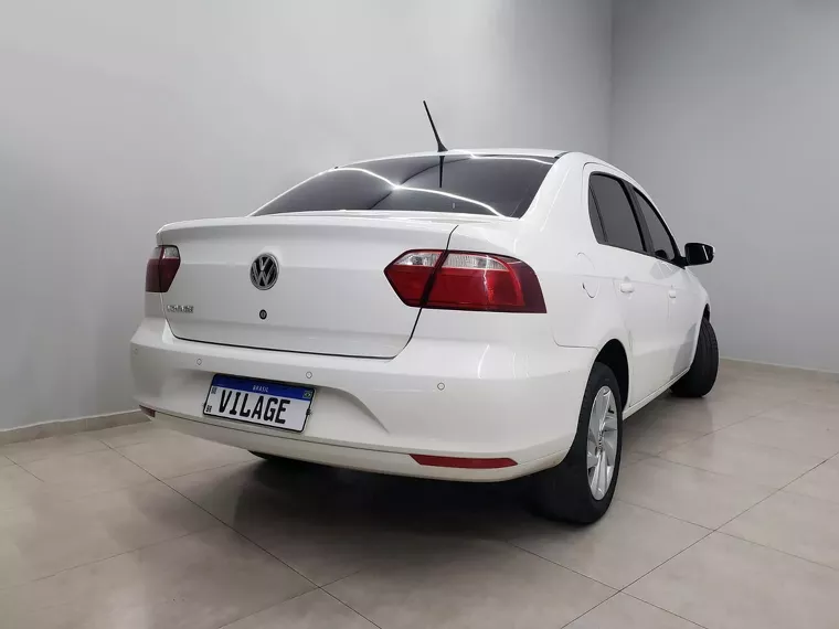 Volkswagen Voyage Branco 13