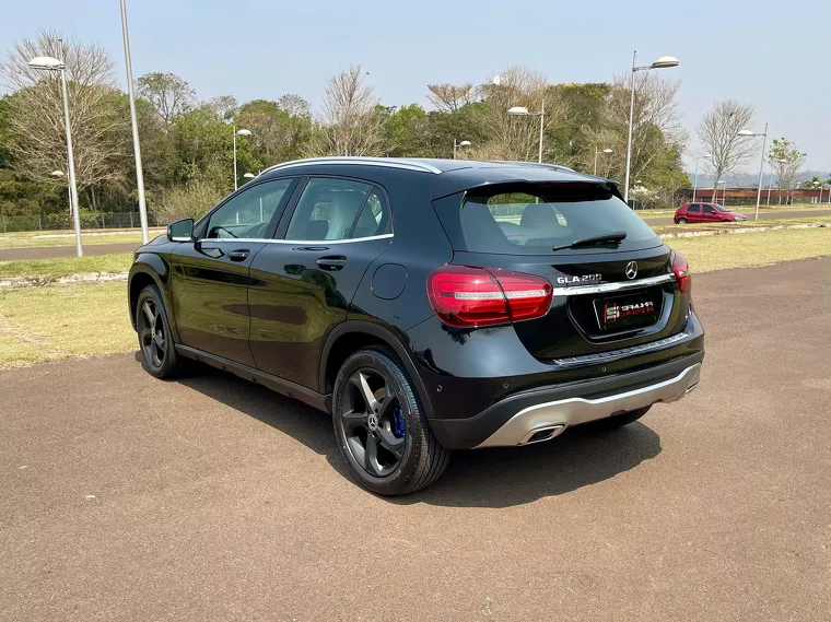 Mercedes-benz GLA 200 Preto 4