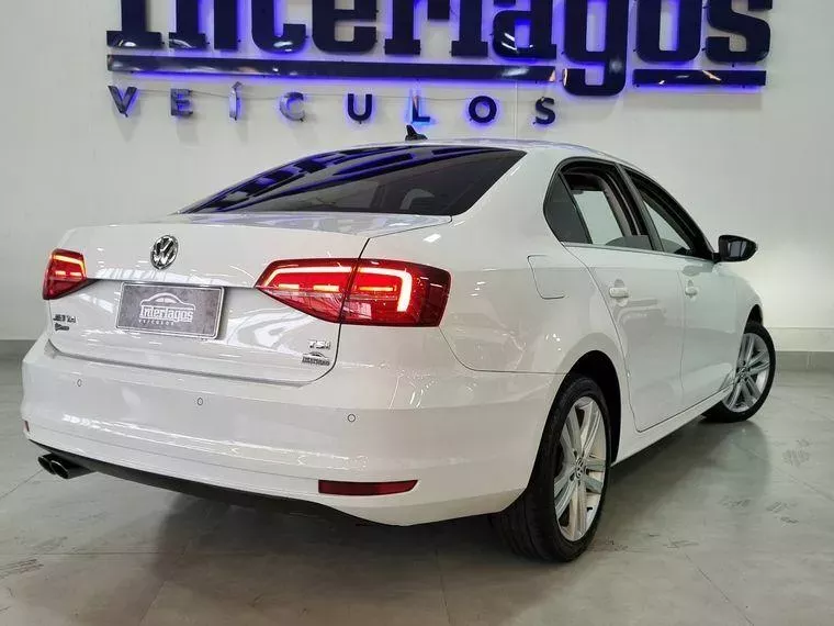 Volkswagen Jetta Branco 4