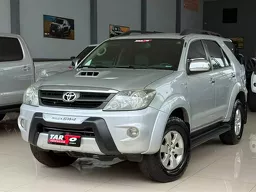 Toyota Hilux SW4