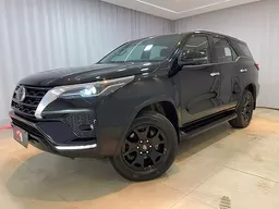 Toyota Hilux SW4