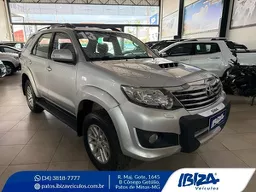 Toyota Hilux SW4