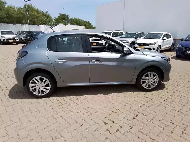 Peugeot 208 Cinza 10