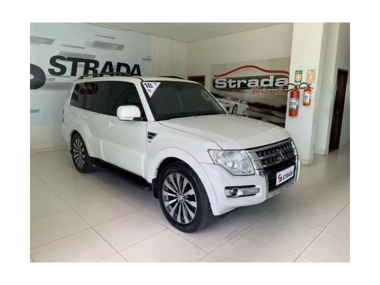 Mitsubishi Pajero Full Branco 3