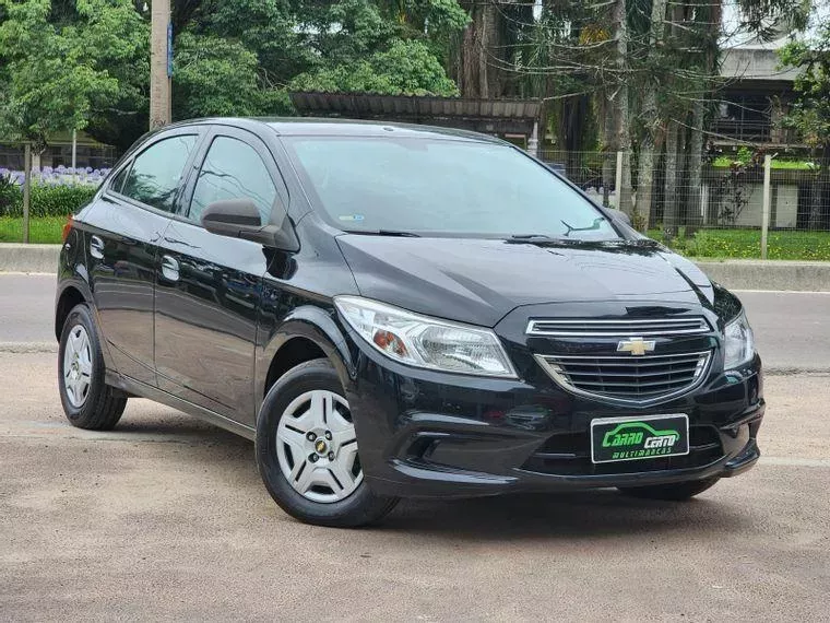 Chevrolet Onix Preto 3